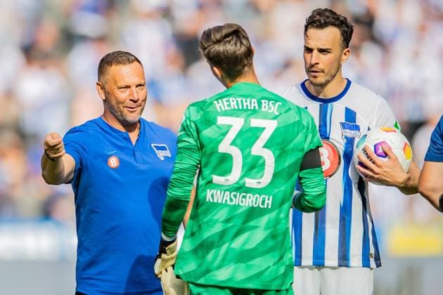 2 Football Bundesliga, Hertha BSC vs Eintracht Braunschweig Berlin, 17 09 2023 Pal Dardai coach Hertha BSC , Robert Kwasigroch Hertha BSC, 33 , Haris Tabakovic Hertha BSC, 25 2 Football Bundesliga, Hertha BSC vs Eintracht Braunschweig, Olympiastadion, Berlin, 17 09 2023 DFL REGULATES PROHIBIT ANY USE OF PHOTOGRAPHS AS IMAGE SEQUENCES AND OR QUASI VIDEO Copyright: xBEAUTIFULxSPORTS LucianoxLimax