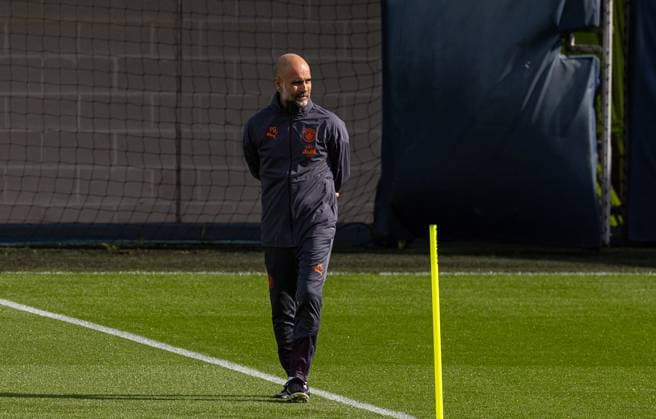 Football - UEFA Champions League - Group G MD-1 - Manchester City FC v Red Star Belgrade CF MANCHESTER, ENGLAND - Monday, September 18, 2023: Manchester City s manager Josep Pep Guardiola during a training session at the Etihad Campus ahead of the UEFA Champions League Group G match between Manchester City FC and Red Star Belgrade. MANCHESTER City of Manchester Stadium GREATER MANCHESTER ENGLAND  Copyright: xDavidxRawcliffex P2023-09-18-Man_City_Red_Star_MD-1-83