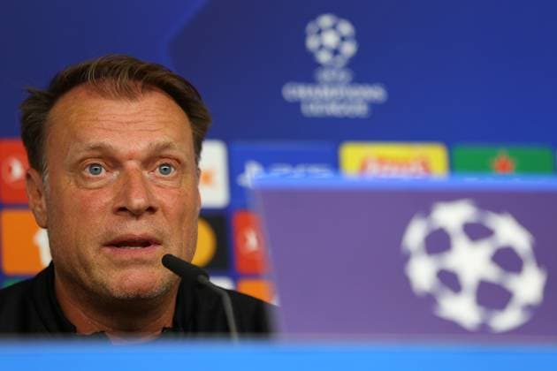 Soccer Men Season 2023 2024 UEFA Champions League 1 Matchday I Press Conference I Shakhtar Donetsk I 18 09 2023 Patrick van Leeuwen Coach, Shakhtar Donetsk Speaks Hamburg Volksparkstadion Hamburg Germany Copyright: xLobecax xHenningxRohlfsx