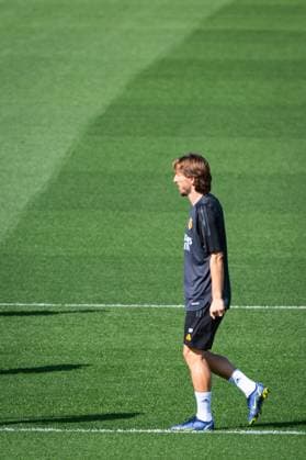 Champions League: Real Madrid training session before the match against Union Berlin Luka Modric of Real Madrid during the training session the day before the football match of Champions League against Union Berlin at Ciudad Real Madrid on September 19, 2023 in Valdebebas (Madrid), Spain Valdebebas Ciudad Real Madrid Madrid Spain Copyright: xAlbertoxGardinx AGardin_ChampionsLeague_RealMadrid_training_002