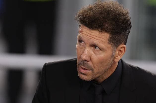 UEFA Champions League SS Lazio vs Atletico Madrid Atletico Madrid s Argentinian coach Diego Simeone looks during the UEFA Champions League match SS Lazio vs Atletico Madrid at Olimpico Stadium on September 19, 2023, in Rome. ABPH2485 Copyright: xAntonioxBalascox