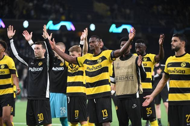 19 09 2023, Bern, Wankdorf, UEFA Champions League Young Boys Leipzig, the players from BSC Young Boys say goodbye to the fans Bern Wankdorf Bern Switzerland Copyright: xJustPictures.ch ManuelxWinterbergerx jp-de-MaWi-19.09.23_MWI_7337