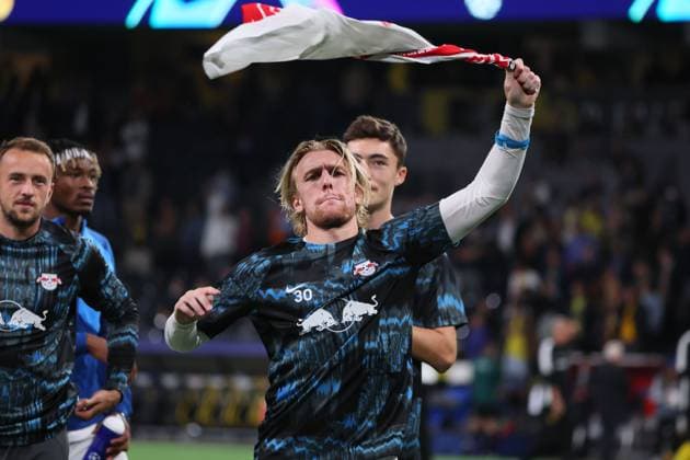 Bern RB Leipzig Champions League Bern, 19 09 2023, Wankdorf Stadium, Football , UEFA Champions League, Group G , Matchday 1, Young Boys Bern vs RB Leipzig , Pictured Emil Forsberg 10, RB Leipzig , Photo intended for editorial use only , UEFA regulations prohibit any use of photographs as image sequences and or quasi video ,