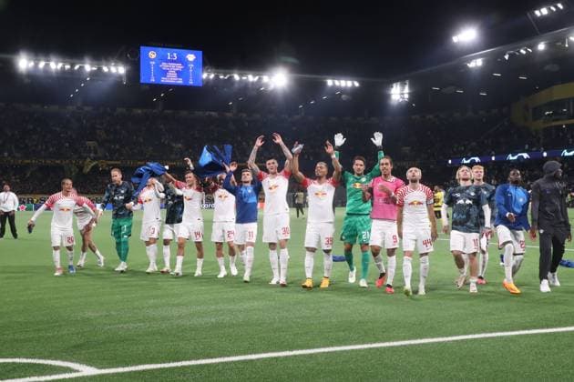 Bern RB Leipzig Champions League Bern, 19 09 2023, Wankdorf Stadium, Football , UEFA Champions League, Group G , Matchday 1, Young Boys Bern vs RB Leipzig , In picture victory cheer RB Leipzig , Photo intended for editorial use only , UEFA regulations prohibit any use of photographs as image sequences and or quasi video ,