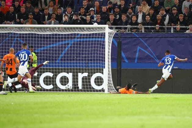 Hamburg, Germany 19 September 2023 Champions League 2023 2024 Shakhtar Donetsk vs FC Porto In the picture Galeno Porto, 13 scores goal to 0 1 Volksparkstadion Hamburg Copyright: xFotostandx xTaegerx