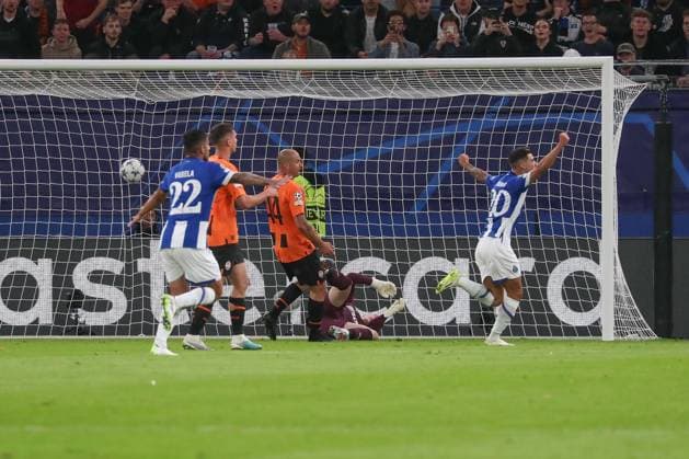 19 09 2023, xgox, football UEFA Champions League, Shakhtar Donetsk FC Porto emspor, v l goal to 0 1 by Galeno Porto, 13 DFL DFB REGULATES PROHIBIT ANY USE OF PHOTOGRAPHS as IMAGE SEQUENCES and or QUASI VIDEO Hamburg