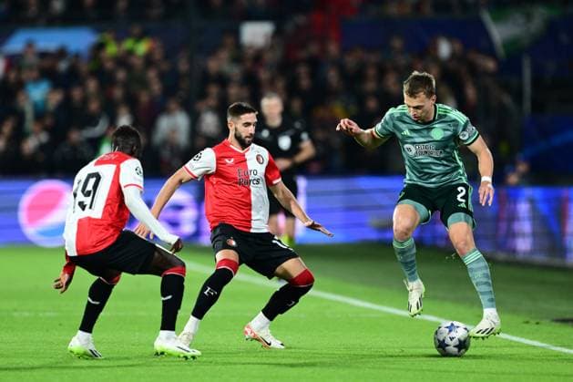 ROTTERDAM - (l-r) Yankuba Minteh of Feyenoord, Luka Ivanusec of Feyenoord, Alistair Johnston of Celtic during the UEFA Champions League match between Feyenoord and Celtic FC at Feyenoord Stadion de Kuip on September 19, 2023 in Rotterdam, Netherlands. ANP OLAF KRAAK Group E - UEFA Champions League 2023 2024 xVIxANPxSportx xxANPxIVx 478715281 originalFilename: 478715281.jpg