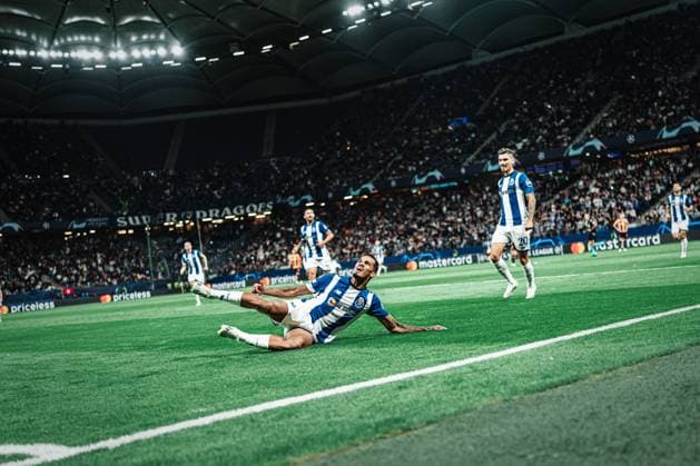 Soccer men season 2023 2024 Champions League Group H 1 matchday Shakhtar Donetsk UKR vs FC Porto PRT 19 09 2023 Galeno 13, FC Porto cheers his goal Hamburg Volksparkstadion Hamburg Germany