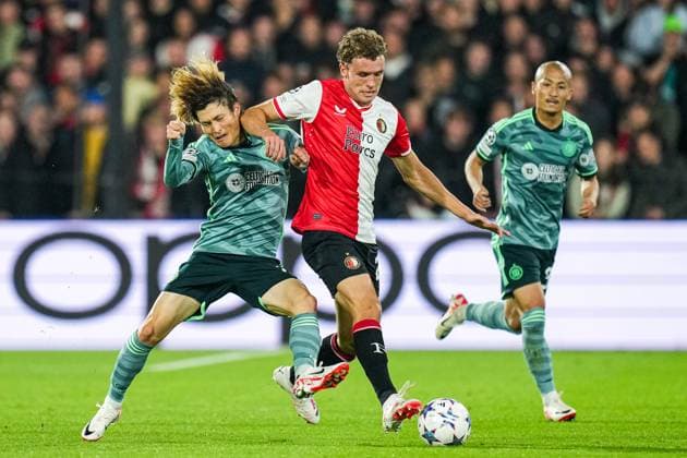 UEFA Champions League: Feyenoord v Celtic Rotterdam - Kyogo Furuhashi of Celtic, Mats Wieffer of Feyenoord during the 1st leg of the UEFA Champions League between Feyenoord v Celtic at Stadion Feijenoord De Kuip on 19 September 2023 in Rotterdam, The Netherlands. Copyright: xYannickxVerhoevenx