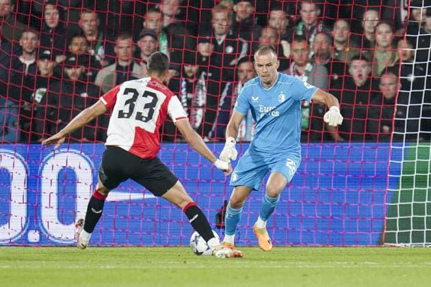 ROTTERDAM, 19Ã09-2023, Stadium Feijenoord De Kuip , Champions League , season 2023 2024, Feyenoord - Celtic , Feyenoord player David Hancko and Feyenoord goalkeeper Timon Wellenreuther Feyenoord - Celtic  x22411452x Copyright: