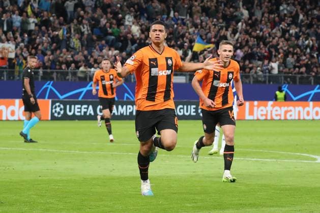 19 09 2023, xgox, football UEFA Champions League, Shakhtar Donetsk FC Porto emspor, v l Kevin Kelsy Donetsk, 18 jubilation, goal celebration, celebrates the goal, celebration DFL DFB REGULATES PROHIBIT ANY USE OF PHOTOGRAPHS AS IMAGE SEQUENCES AND OR QUASI VIDEO Hamburg