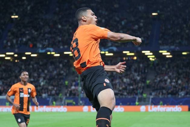 19 09 2023, xgox, football UEFA Champions League, Shakhtar Donetsk FC Porto emspor, v l Kevin Kelsy Donetsk, 18 jubilation, goal celebration, celebrates the goal, celebration DFL DFB REGULATES PROHIBIT ANY USE OF PHOTOGRAPHS AS IMAGE SEQUENCES AND OR QUASI VIDEO Hamburg