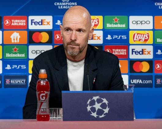 Erik ten Hag Head Coach Head Coach, Manchester United FC GER, Press conference before the match FC Bayern Muenchen vs Manchester United FC, Football, Championsleague, Season 2023 2024, 19 09 2023 DFL DFB REGULATES PROHIBIT ANY USE OF PHOTOGRAPHS as IMAGE SEQUENCES and or QUASI VIDEO GER, Press conference before the match FC Bayern Muenchen vs Manchester United FC, Football, Championsleague, Season 2023 2024, 19 09 2023 Muenchen Copyright: xEibner-Pressefoto HeikexFeinerx EP_HFR