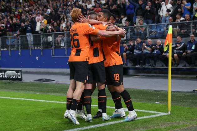 19 09 2023, xgox, football UEFA Champions League, Shakhtar Donetsk FC Porto emspor, v l cheers after 1 1 by Kevin Kelsy Donetsk, 18 DFL DFB REGULATES PROHIBIT ANY USE OF PHOTOGRAPHS as IMAGE SEQUENCES and or QUASI VIDEO Hamburg