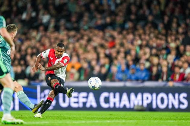 UEFA Champions League: Feyenoord v Celtic Rotterdam - Igor Paixao of Feyenoord during the 1st leg of the UEFA Champions League between Feyenoord v Celtic at Stadion Feijenoord De Kuip on 19 September 2023 in Rotterdam, The Netherlands. Copyright: xTomxBodex
