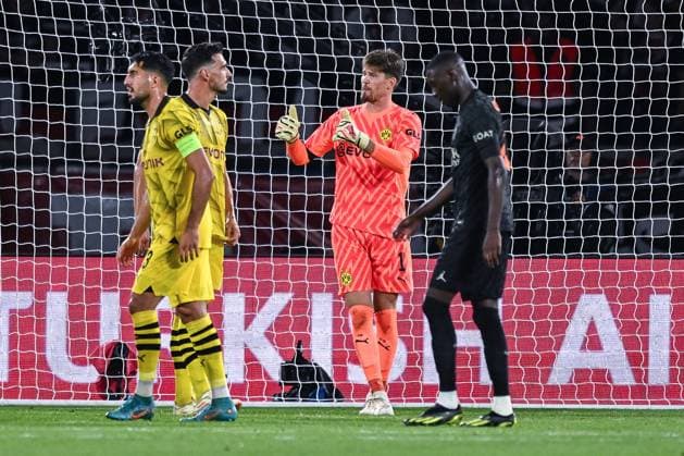 19 09 2023, Football, Champions League, 1 match day, 2023 2024 season, Paris St Germain Borussia Dortmund, Gregor Kobel Borussia Dortmund , Paris Parc des Princes Paris France xRHR PHOTO TKx Copyright: RHR-FOTOx RHR-FOTO TK