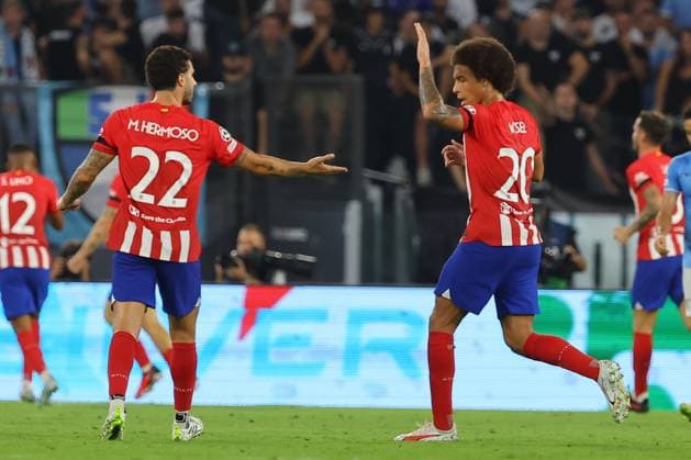 Rome, Italy 19.09.2023: Mario Hermoso of Atletico, Axel Witsel of Atletico celebrate score during the Uefa Champions League 2023-2024 football, group E, between SS Lazio vs Atletico de Madrid at Olympic Stadium in Rome.  Copyright: xMarcoxIacobucci IPAxSportx xipa-x xx IPA_40417636 IPA_IPA40417636