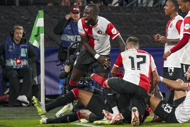 ROTTERDAM, 19Ã09-2023, Stadium Feijenoord De Kuip , Champions League , season 2023 2024, Feyenoord - Celtic , Feyenoord players celebrating 1-0 Feyenoord - Celtic  x22412329x Copyright: