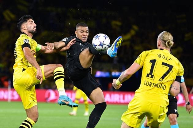 Emre Can ( 23 - Borussia Dortmund ) - Kylian Mbappe ( 7 - PSG ) - Marius Wolf ( 17 - Borussia Dortmund ) - FOOTBALL : Paris Saint Germain vs Borussia Dortmund - Ligue des Champions - 19 09 2023 FedericoPestellini Panoramic 