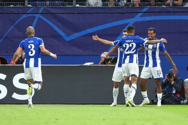 Hamburg, Germany 19 September 2023 Champions League 2023 2024 Shakhtar Donetsk vs FC Porto Pictured Galeno Porto, 13 Cheers, cheers, cheers for goal Volksparkstadion Hamburg. Copyright: xFotostandx xTaegerx