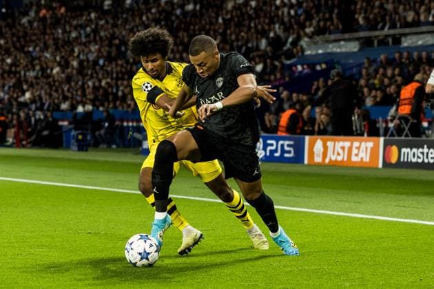 UEFA Champions League FC Paris Saint Germain Borussia Dortmund 19 09 2023 duel Karim Adeyemi Borussia Dortmund, 27 , Kylian Mbappé FC Paris Saint Germain, 7 UEFA Champions League FC Paris Saint Germain Borussia Dortmund, Paris, Parc des Princes on 19 09 2023 Copyright: xBEAUTIFULxSPORTS Wunderlx