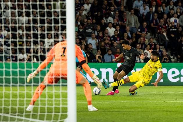 UEFA Champions League FC Paris Saint Germain Borussia Dortmund 19 09 2023 duel Warren Zaire Emery FC Paris Saint Germain, 33 , Emre Can Borussia Dortmund, 23 UEFA Champions League FC Paris Saint Germain Borussia Dortmund, Paris, Parc des Princes on 19 09 2023 Copyright: xBEAUTIFULxSPORTS Wunderlx