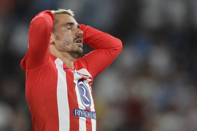 UEFA Champions League SS Lazio vs Atletico Madrid Atletico Madrid s French forward Antoine Griezmann gesticulate during the UEFA Champions League match SS Lazio vs Atletico Madrid at Olimpico Stadium on September 19, 2023, in Rome. ABPH4622 Copyright: xAntonioxBalascox