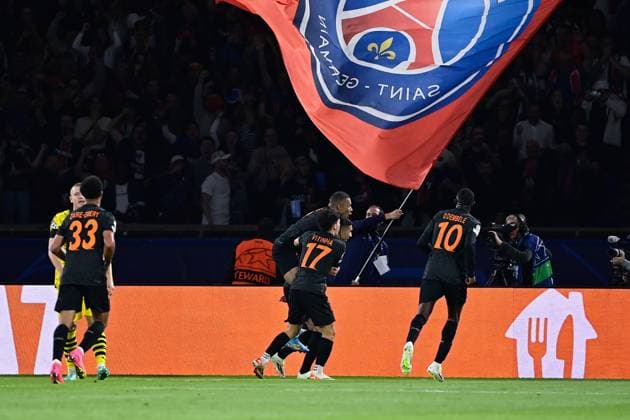 Joie des joueurs du PSG apres le but de Achraf Hakimi ( 2 - PSG ) - FOOTBALL : Paris Saint Germain vs Borussia Dortmund - Ligue des Champions - 19 09 2023 FedericoPestellini Panoramic 