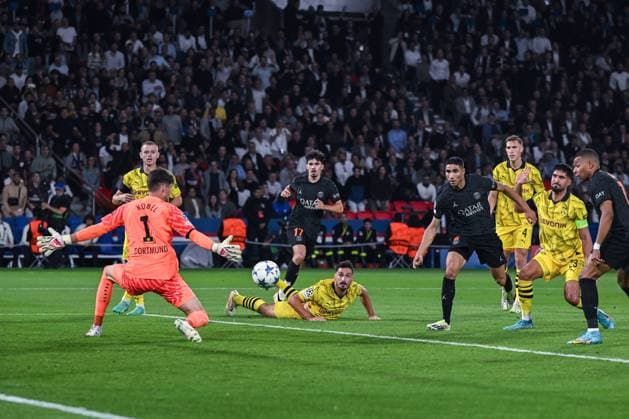 19 09 2023, Football, Champions League, Matchday 1, 2023 2024 season, Paris St Germain Borussia Dortmund, Achraf Hakimi Paris St Germain scores the goal to make it 2 0 for PSG xRHR PHOTO TKx Copyright: RHR-FOTOx RHR-FOTO TK