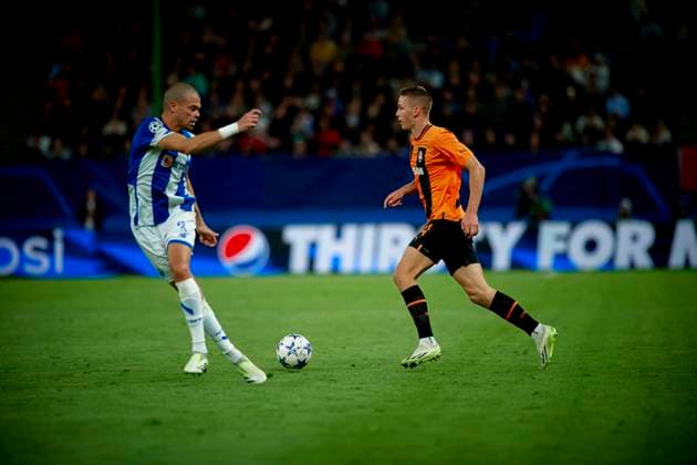 HAMBURG, GERMANY - 19 September, 2023: The football match of UEFA Champions League FC Shakhtar Donetsk vs FC Poro at VolksPark Stadion  Copyright: xVITALIIxKLIUIEVx
