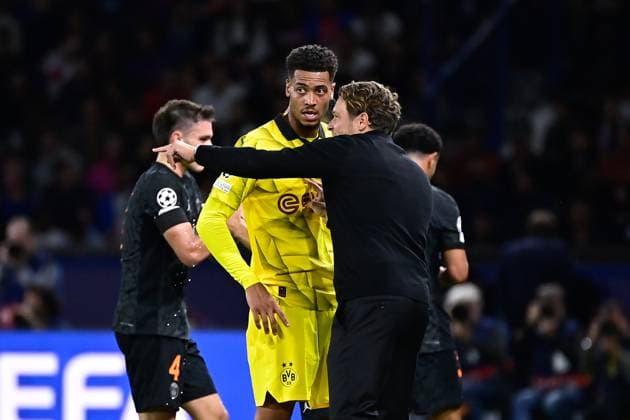 Edin Terzic ( entraineur Borussia Dortmund ) - Felix Nmecha ( 8 - Borussia Dortmund ) - FOOTBALL : Paris Saint Germain vs Borussia Dortmund - Ligue des Champions - 19 09 2023 FedericoPestellini Panoramic 