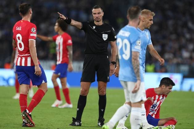 Rome, Italy 19.09.2023: Referee Slavic Vincic during the Uefa Champions League 2023-2024 football, group E, between SS Lazio vs Atletico de Madrid at Olympic Stadium in Rome.  Copyright: xMarcoxIacobucci IPAxSportx xipa-x xx IPA_40419232 IPA_IPA40419232