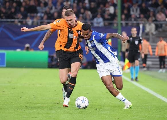 Yegor Nazaryna Shakhtar Donetsk , Galeno FC Porto Football, UEFA Champions League, Group Stage, Season 2023 2024, Men, UCL, Men, Volksparkstadion, FC Shakhtar Shakhtar Donetsk UKR vs FC Porto PRT , 1 3