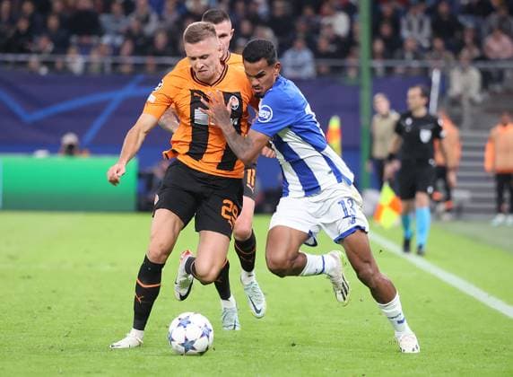 Yegor Nazaryna Shakhtar Donetsk , Galeno FC Porto Football, UEFA Champions League, Group Stage, Season 2023 2024, Men, UCL, Men, Volksparkstadion, FC Shakhtar Shakhtar Donetsk UKR vs FC Porto PRT , 1 3