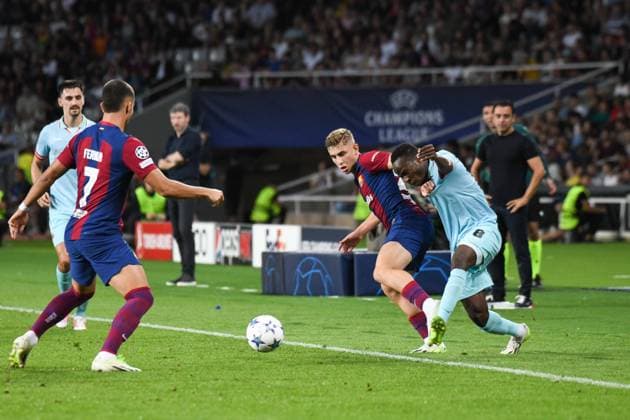 September 19, 2023, Barcelona, Barcelona, Spain, Spain: Fermin fights for the ball during the UEFA Champions League Group H match FC Barcelona, Barca and Antwerp on September 19, 2023, at Montjuic Stadium in Barcelona, Spain. ( oÂ³ PxImages) Barcelona Spain - ZUMAp175 20230919_zsa_p175_069 Copyright: xSaraxAribx
