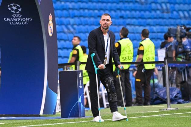 Football, men, season 2023 2024, Champions League Group C, 1 matchday , Real Madrid 1 FC Union Berlin, v l Co coach Sebastian Boenig 1 FC Union Berlin with crutches, 20 09 2023, Copyright: xMatthiasxKochx