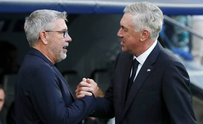 Coach Urs Fischer and coach Carlo Ancelotti greet each other before the start of the match Sports Football Soccer UEFA Champions League UCL Men 1 Matchday Season 2023 2024 20 09 2023 Real Madrid vs 1 FC Union Berlin FCU Estadio Bernabeu DFL regulations prohibit any use of photographs as image sequences and or quasi video