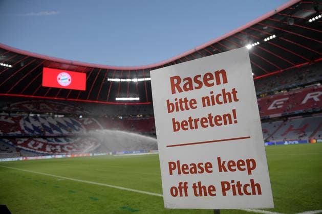20 09 2023, xemx, football UEFA Champions League, FC Bayern Muenchen Manchester United emspor, v l stadium interior view, turf please do not enter DFL DFB REGULATIONS PROHIBIT ANY USE OF PHOTOGRAPHS as IMAGE SEQUENCES and or QUASI VIDEO Muenchen