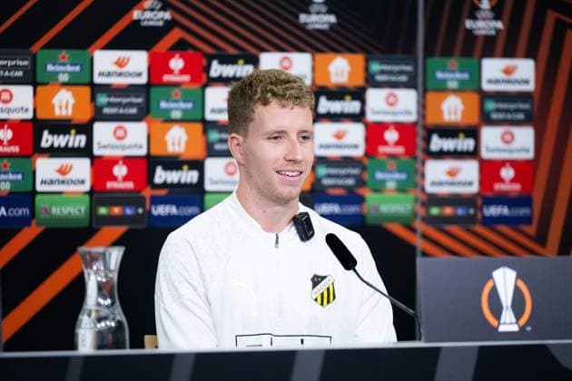 230920 Samuel Gustafson of Häcken during a press meeting ahead of the UEFA Europa League match against Bayer 04 Leverkusen on September 20, 2023 in Leverkusen Photo Daniel Stiller BILDBYRAN code DS DS0333 fotboll football soccer fotball uefa europa league träning practice training häcken bbeng  Copyright: DANIELxSTILLER BB230920DS027