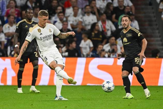 Football, men, season 2023 2024, Champions League Group C, 1 matchday , Real Madrid 1 FC Union Berlin, v l Toni Kroos Real Madrid and Josip Juranovic 1 FC Union Berlin , 20 09 2023, Copyright: xMatthiasxKochx