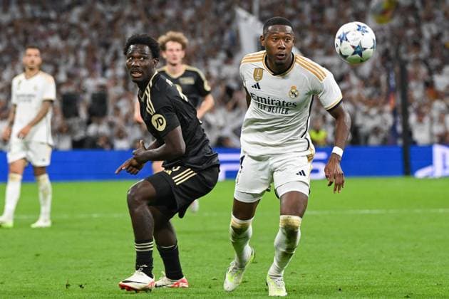 Football, men, season 2023 2024, Champions League Group C, 1 matchday , Real Madrid 1 FC Union Berlin, v l David Datro Fofana 1 FC Union Berlin and David Alaba Real Madrid in duel, battle for the ball, 20 09 2023, Copyright: xMatthiasxKochx