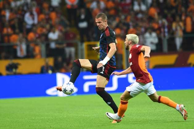 Dries Mertens (10) of Galatasaray and Denis Vavro of F.C. Copenhagen during the UEFA Champions League match between Galatasaray and F.C. Copenhagen at Ali Sami Yen Sports Complex Rams Park Arena on September 20, 2023 in Istanbul, Turkey. Istanbul Turkey Copyright: xSeskimPhotox Gsaray-Copenhagen-20923 (62)