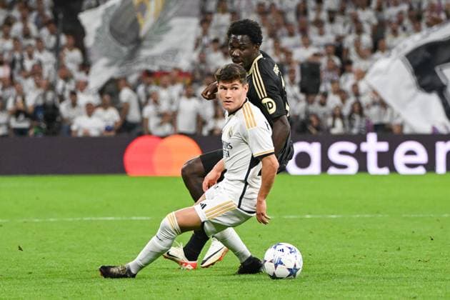 Football, men, season 2023 2024, Champions League Group C, 1 matchday , Real Madrid 1 FC Union Berlin, v l Fran Garcia Real Madrid and David Datro Fofana 1 FC Union Berlin in duel, battle for the ball, 20 09 2023, Copyright: xMatthiasxKochx