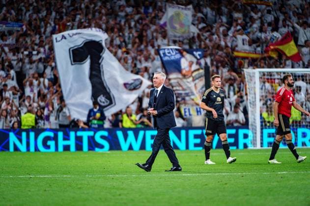 Champions League 23 24: Real Madrid vs Union Berlin Carlo Ancelotti (Real Madrid) celebrate the victory at the end of the football match between Real Madrid and Union Berlin valid for the matchday 01 of the Uefa Champions League played at Santiago Bernabeu stadium on September 20, 2023 in Madrid, Spain Madrid Estadio Santiago Bernabeu Madrid Spain Copyright: xAlbertoxGardinx AGardin_20230920_ChampionsLeague_RealMadrid_UnionBerlin_995