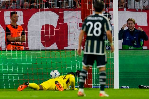 GER, UEFA CL, FC Bayern Muenchen GER vs Manchester United GBR 20 09 2023, Allianz Arena, Muenchen, GER, UEFA CL, FC Bayern Muenchen GER vs Manchester United GBR , Group A, UEFA regulations prohibit any use of photographs as image sequences and or quasi video, in picture goal to 1 0 by Leroy SanŽ Sane FC Bayern 10 not in picture nordphotoxGmbHx xStraubmeier nph00004