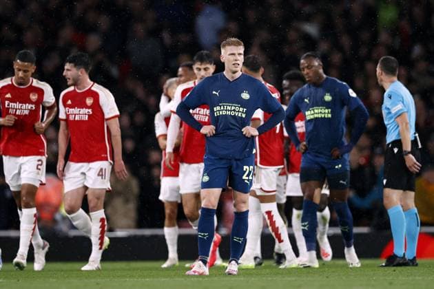 LONDON - Jerdy Schouten of PSV disappointment after the 2-0 during the UEFA Champions League match between Arsenal FC and PSV Eindhoven at the Emirates Stadium on September 20, 2023 in London, United Kingdom. ANP MAURICE VAN STEEN Group B - UEFA Champions League 2023 2024 xVIxANPxSportx xxANPxIVx 478800600 originalFilename: 478800600.jpg