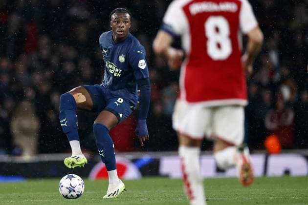 LONDON - Armel Bella-Kotchap of PSV Eindhoven during the UEFA Champions League match between Arsenal FC and PSV Eindhoven at the Emirates Stadium on September 20, 2023 in London, United Kingdom. ANP MAURICE VAN STEEN Group B - UEFA Champions League 2023 2024 xVIxANPxSportx xxANPxIVx 478803205 originalFilename: 478803205.jpg