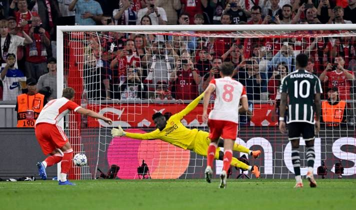 GOAL to 3 1 Harry Kane FC Bayern Muenchen FCB 09 penalty kick, penalty kick against goalkeeper Andre Onana Manchester United ManU 24 after Review Area VAR Videoassistent Videoobeweis Video Assistent Referee Goal kick Action Goal chance FC Bayern Muenchen FCB vs Manchester United ManUnited ManU Group Phase 20 09 2023 DFL REGULATIONS PROHIBIT ANY USE OF PHOTOGRAPHS AS IMAGE SEQUENCES AND OR QUASI VIDEO FC Bayern Muenchen FCB vs Manchester United
