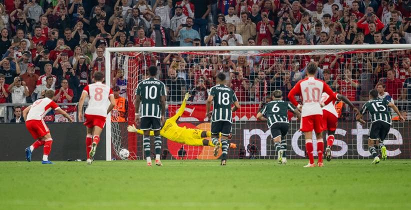 Harry Kane FC Bayern Muenchen, 9 converts a penalty against Andre Onana Goalkeeper Goalkeeper, Manchester United FC, 24 to 3 1 GER, FC Bayern Muenchen vs Manchester United FC, Football, Champions League, Group Stage, Matchday 1, Season 2023 2024, 20 09 2023 DFL DFB REGULATES PROHIBIT ANY USE OF PHOTOGRAPHS as IMAGE SEQUENCES and or QUASI VIDEO GER, FC Bayern Muenchen vs Manchester United FC, football, Champions League, group stage, 1 match day, season 2023 2024, 20 09 2023 Muenchen Copyright: xEibner-Pressefoto HeikexFeinerx EP_HFR