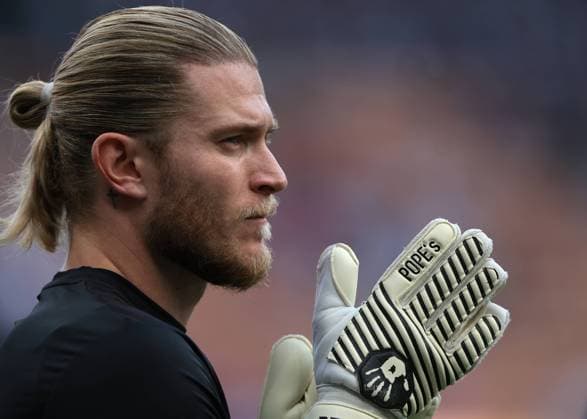 Milan, Italy, 19th September 2023. Loris Karius of Newcastle United during the warm up prior to the UEFA Champions League match at Giuseppe Meazza, Milan. Picture credit should read: Jonathan Moscrop Sportimage EDITORIAL USE ONLY. No use with unauthorised audio, video, data, fixture lists, club league logos or live services. Online in-match use limited to 120 images, no video emulation. No use in betting, games or single club league player publications. SPI-2573-0139